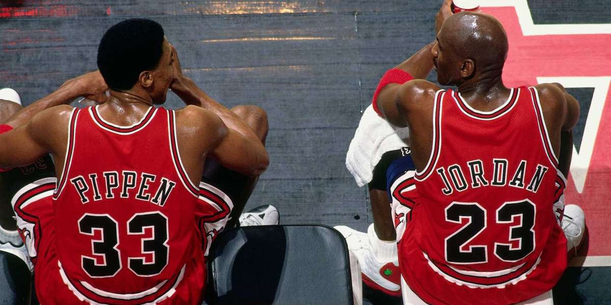 Pippen’s book intended to set the record straight, not to take down Jordan, says co-author Michael Arkush
