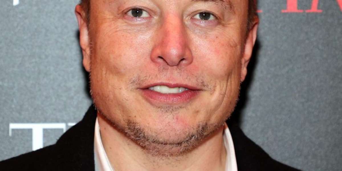 Elon Musk Posts A Series Of Engaging Tweets Following His $44 Billion Buyout Of Twitter